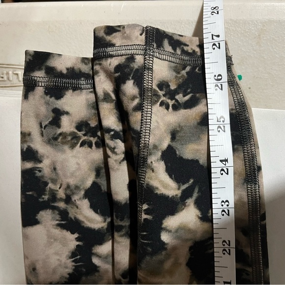 LULULEMON ~ Invigorate High Rise Tight Dispersed Raw Light Linen Multi Sz 8 - Picture 15 of 15